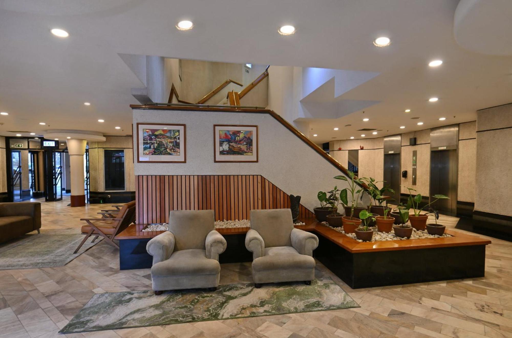 Holiday Inn - Harare By Ihg Exterior foto